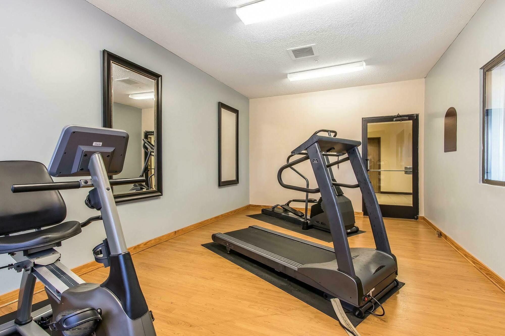 Quality Inn&Suites La Vergne Extérieur photo
